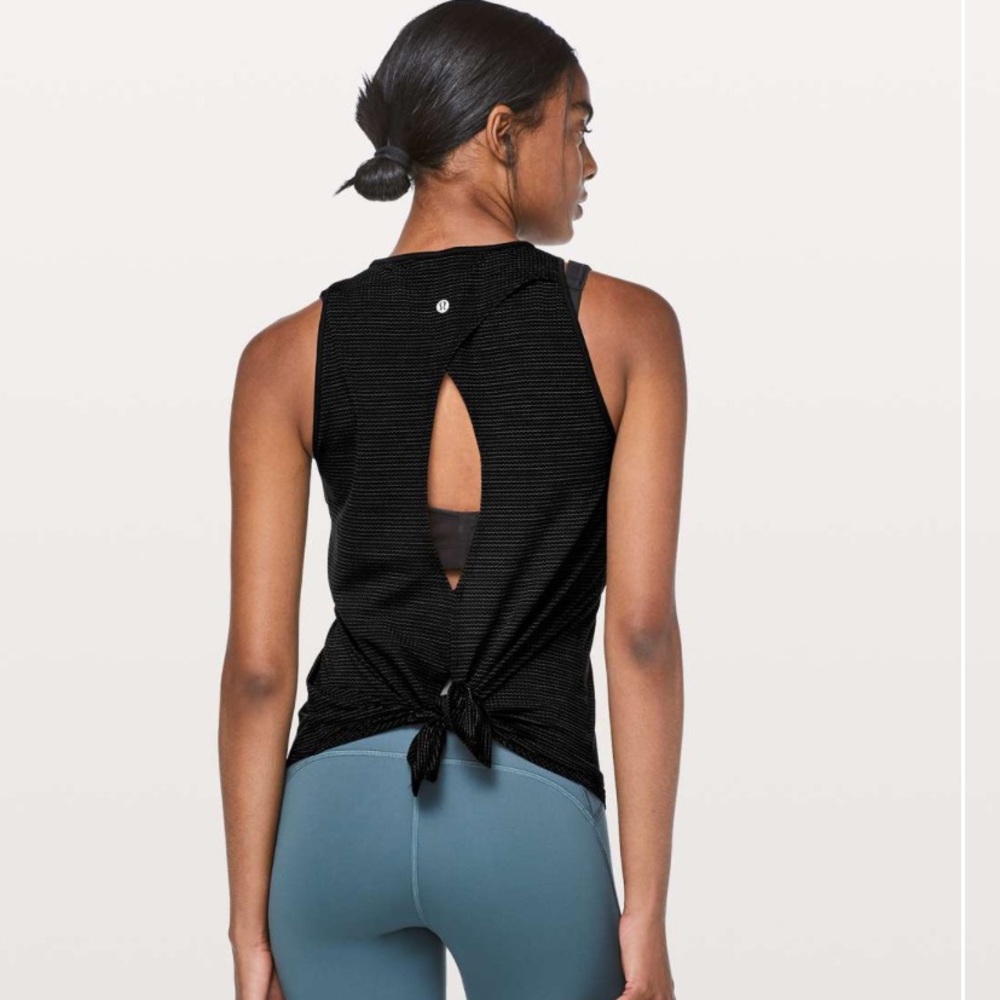 • Lululemon • Women’s Open Up Tank Black and Gold
4